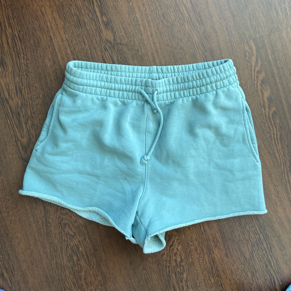 Aritzia TNA cozyAF shorts